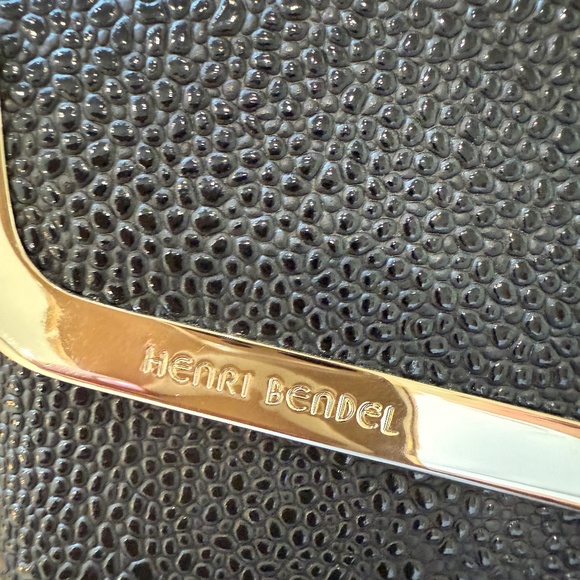 Henri Bendel Leather Clutch Black with Gold Trim and Chain - Picture 3 of 9